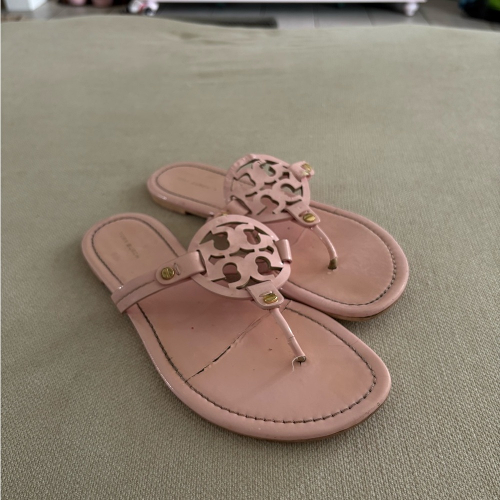 Tory Burch Pink sandals💞